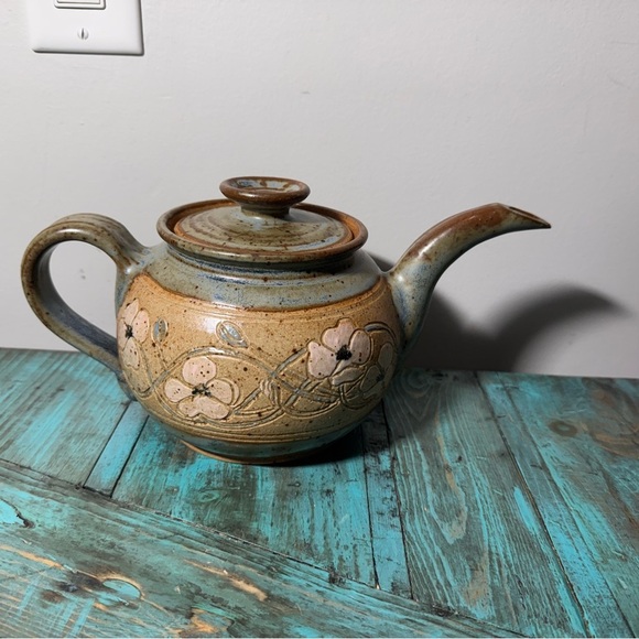 Vintage Pottery Salt Glazed Tea Pot Signed~Floral Design - Picture 7 of 16